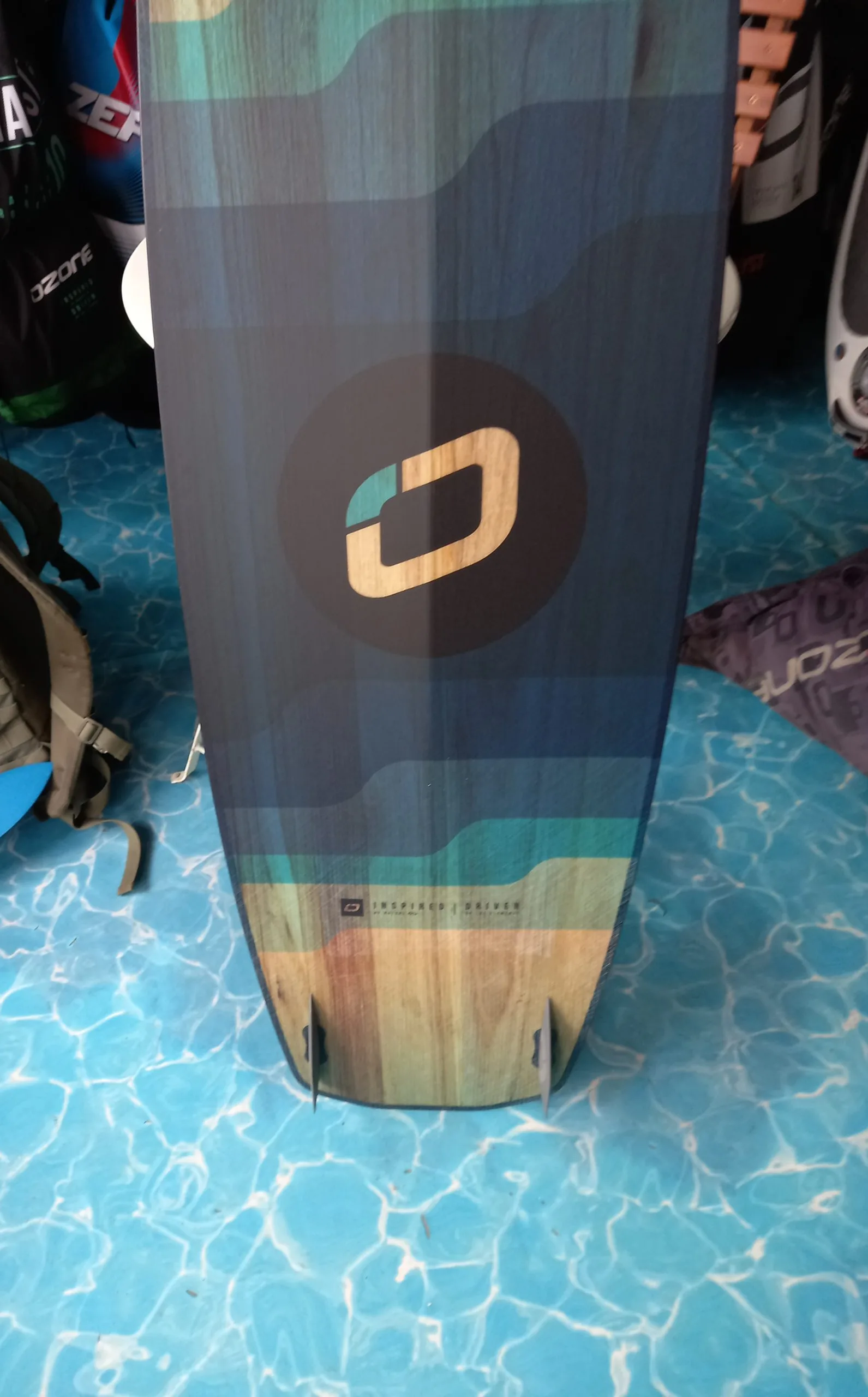 Kiteboard Ozone BASE 137x41cm (NEW BOARD without straps and pads) - Image 6