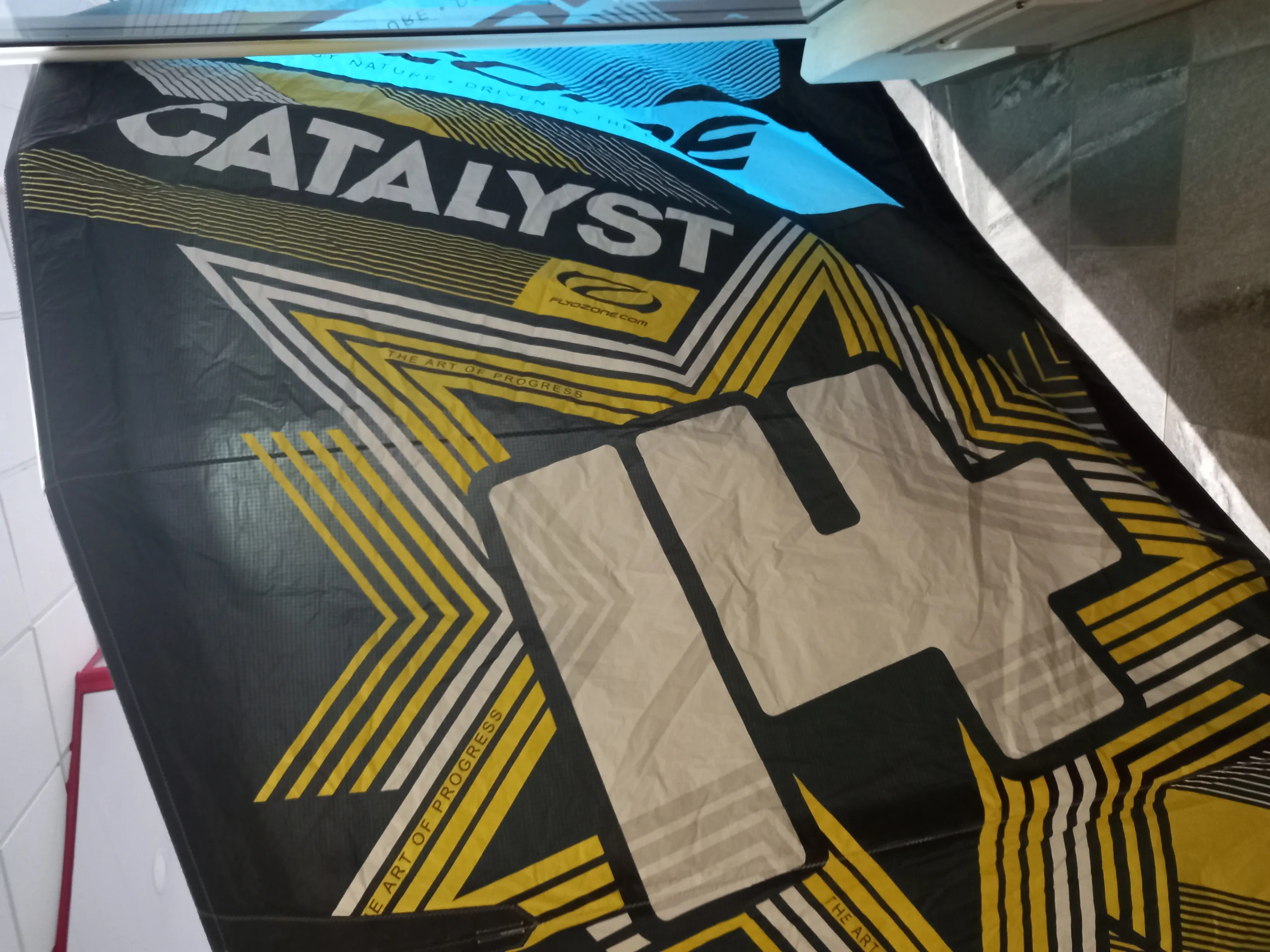 Kite Ozone Catalyst 14m2 5 Escola_kite_algarve